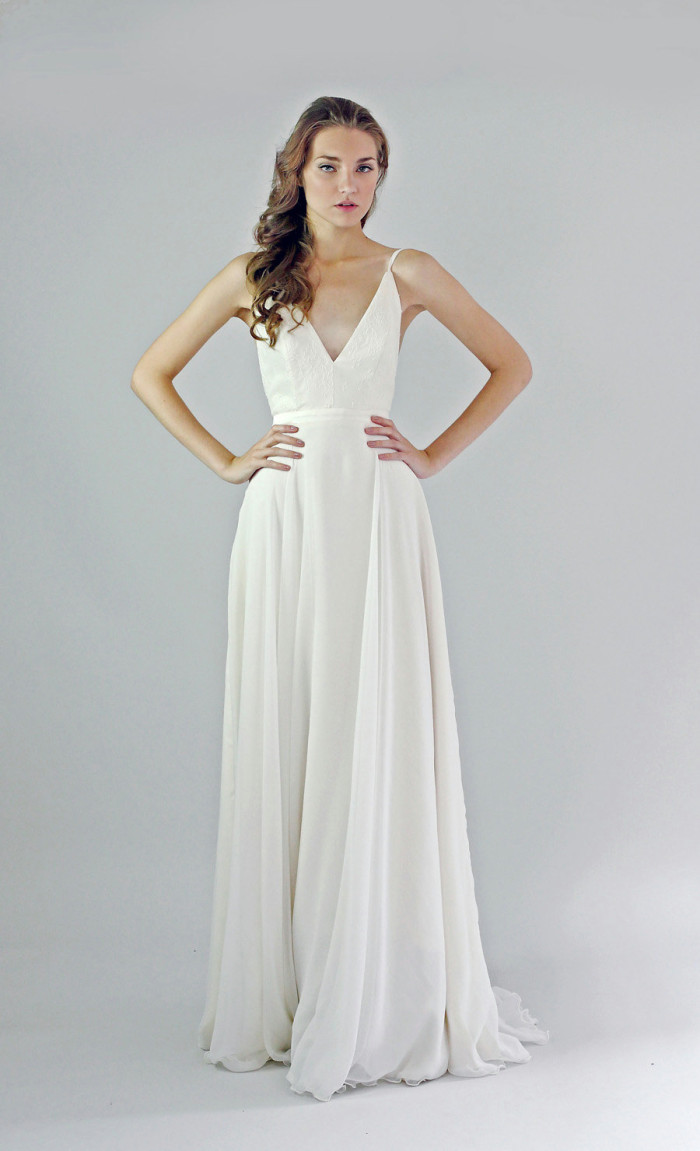 Simple v neck wedding dress | Leanne Marshall